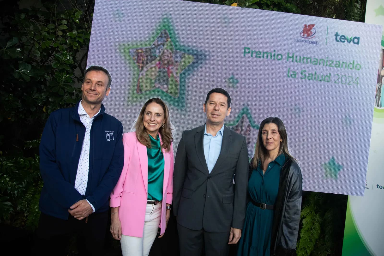Equipo de Laboratorio Chile / Teva en la premiación Humanizando la Salud 2024